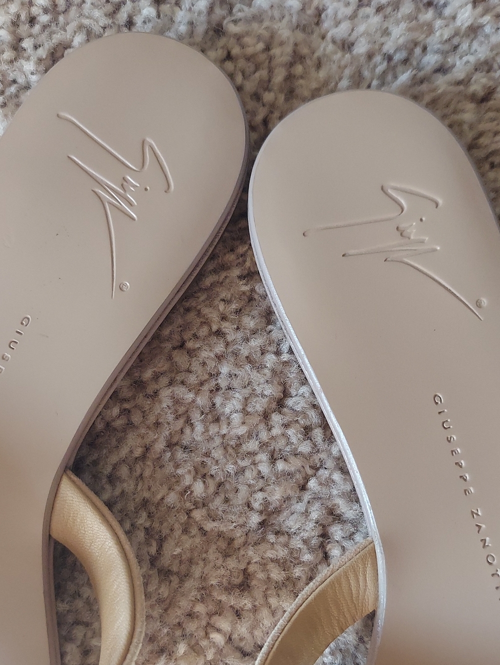 Giueseppe Zanotti Suede Crystal Embellishment Slides Sandals 37 US 7 $695 - Picture 5 of 6